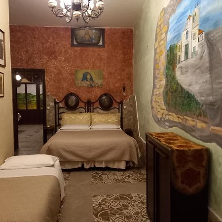 Bed and Breakfast Sicilia In Miniatura "L'Atelier Dell'Etna" Цафферана-Етнеа Екстер'єр фото