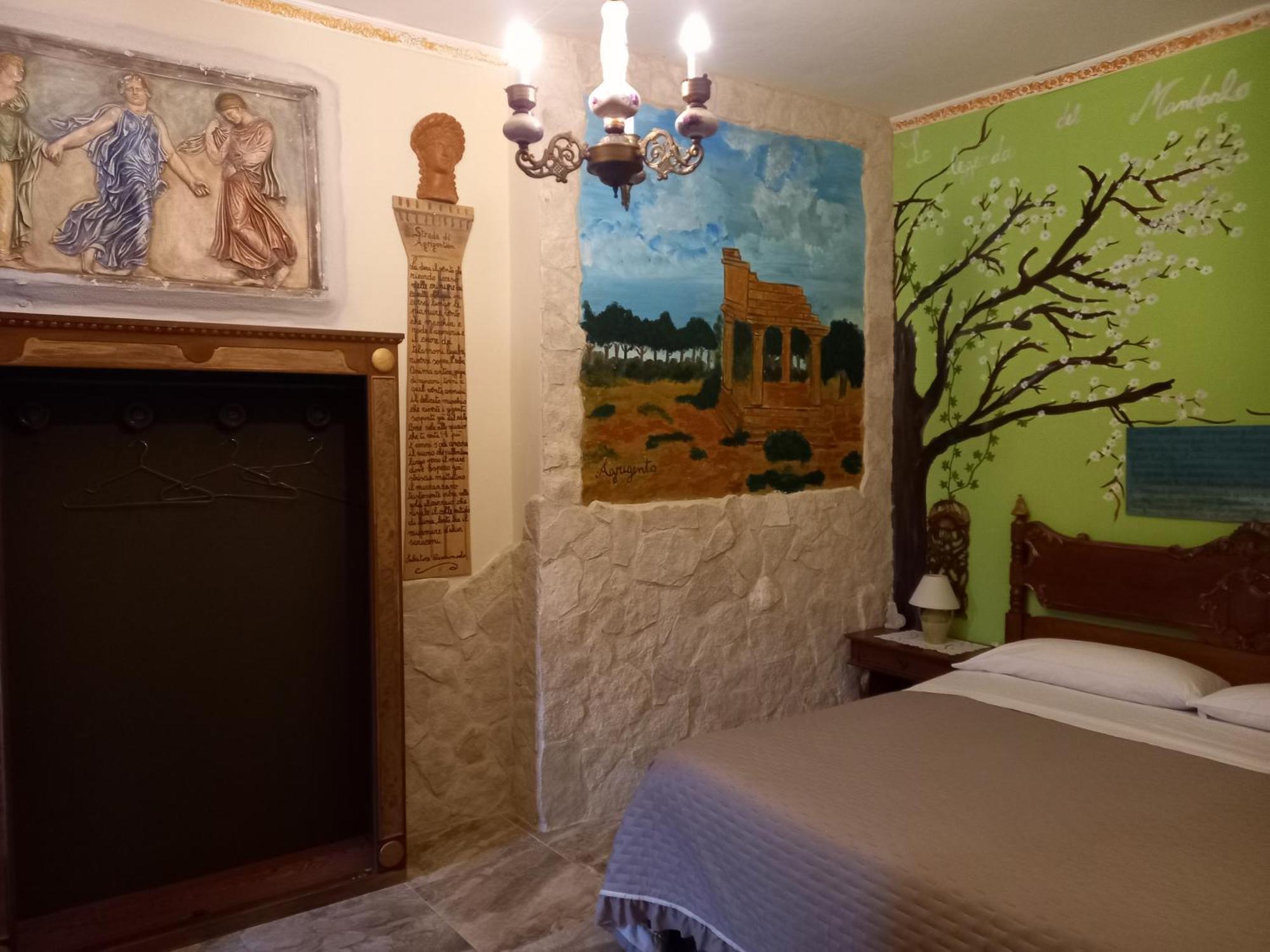 Bed and Breakfast Sicilia In Miniatura "L'Atelier Dell'Etna" Цафферана-Етнеа Номер фото