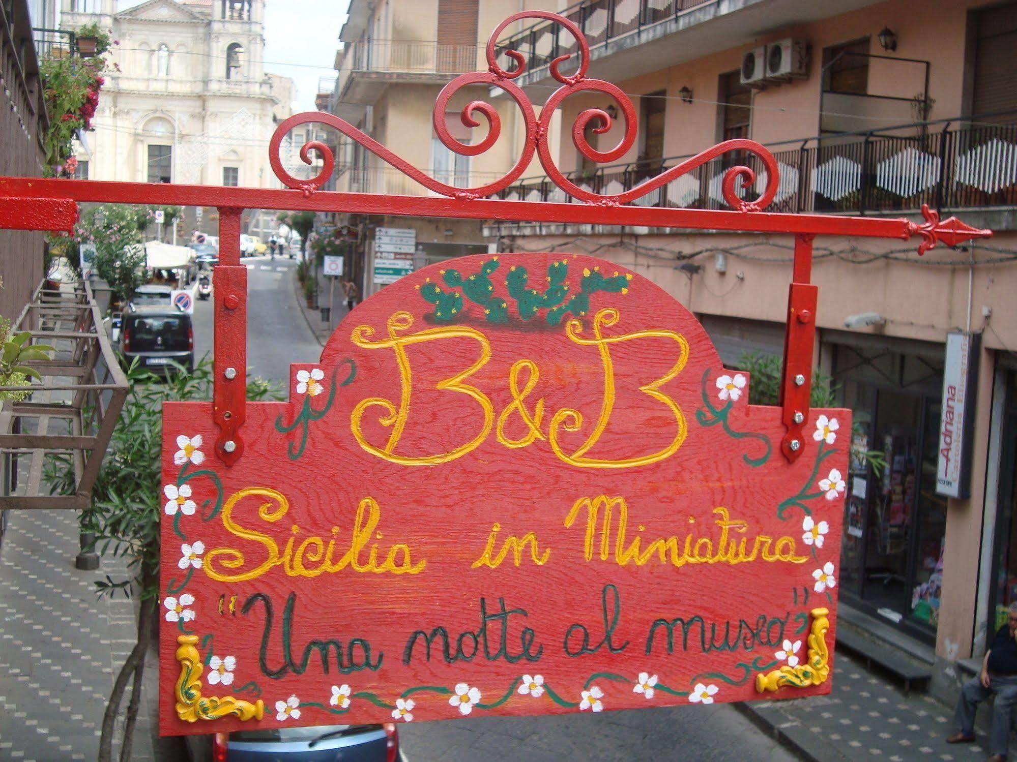 Bed and Breakfast Sicilia In Miniatura "L'Atelier Dell'Etna" Цафферана-Етнеа Екстер'єр фото